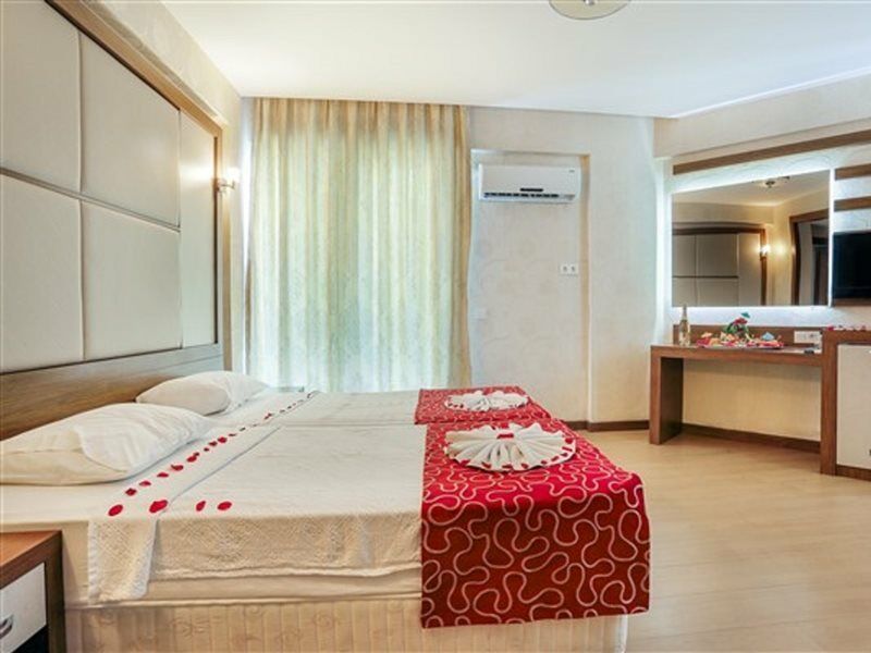Cleopatra Golden Beach Hotel Alanya Eksteriør billede